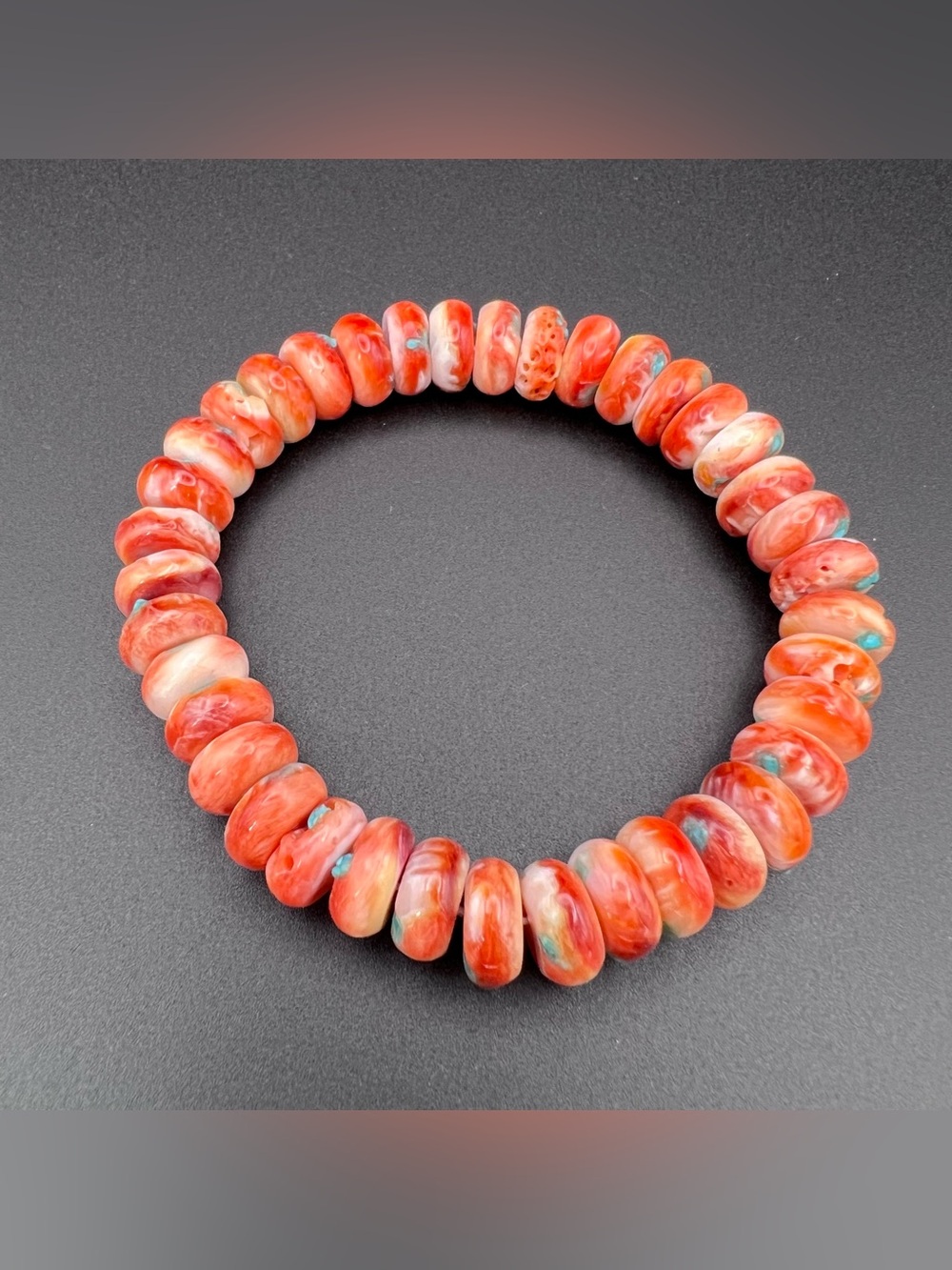 Native American made Spiny Oyster Stretchy Bracelet